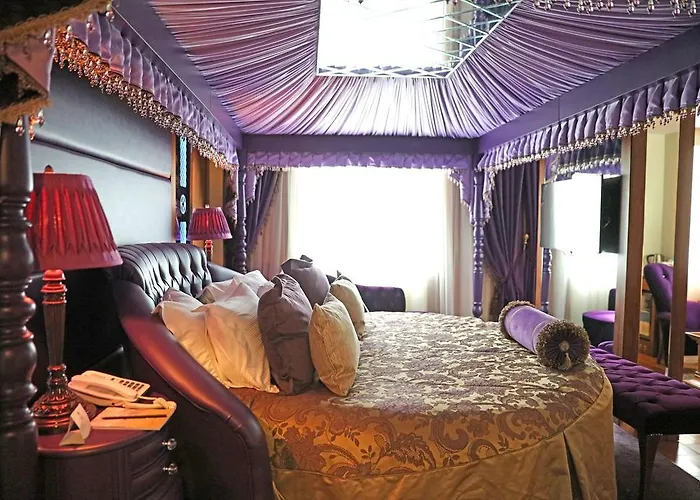 لاتانيا فندق 5*